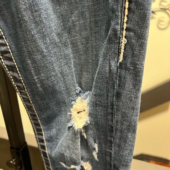 EUC Vigoss Women's Blue Distressed Jeans 26 x 32 New York Straight #JTA006 - Picture 3 of 10